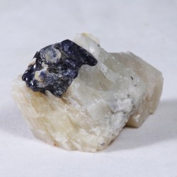 Spinelle sur Calcite - Madagascar