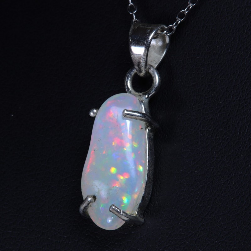 Pendentif Opale polie d'Ethiopie sertie argent 925