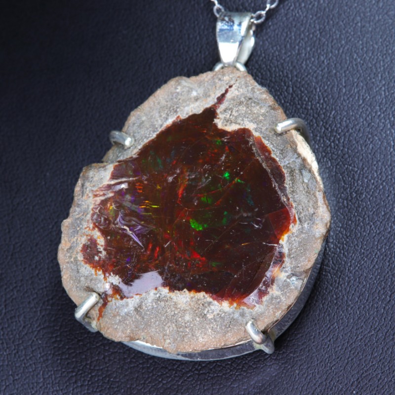 Pendentif Opale chocolat brute d'Ethiopie sertie argent 925
