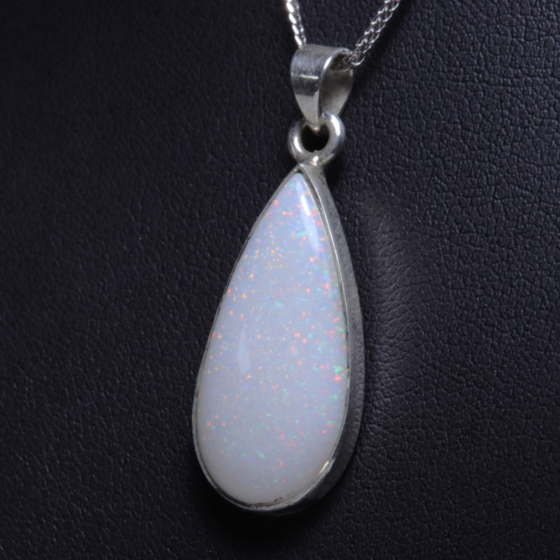 Pendentif Opale Noble d'Australie sertie argent 925