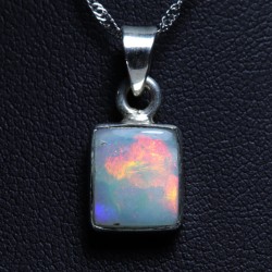 Pendentif Opale Noble d'Australie sertie argent 925
