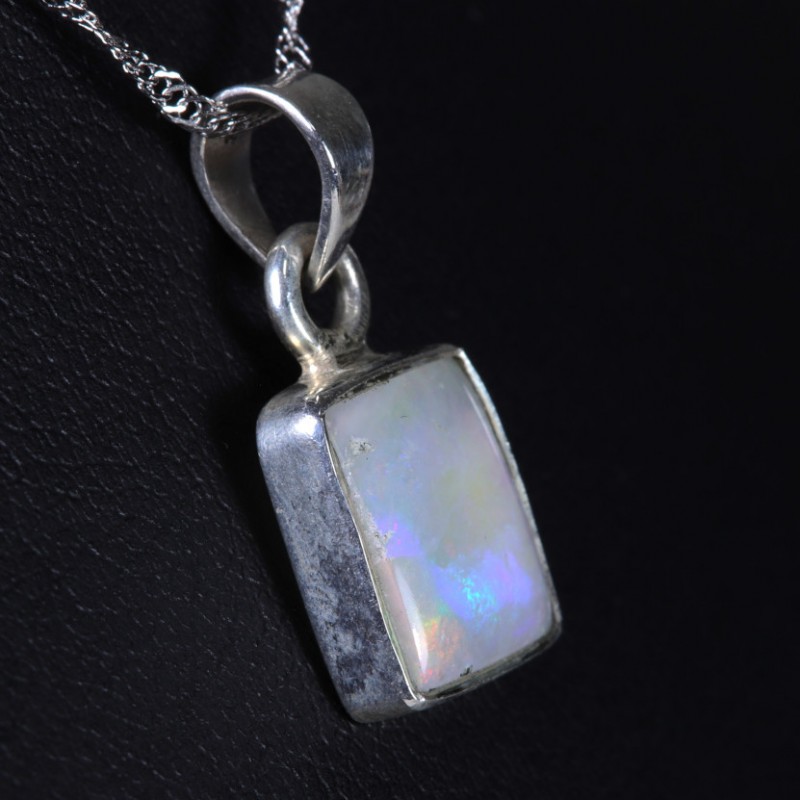 Pendentif Opale Noble d'Australie sertie argent 925