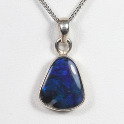 Pendentif Opale Noire d'Australie sertie argent 925