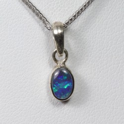 Pendentif Opale Noire d'Australie sertie argent 925