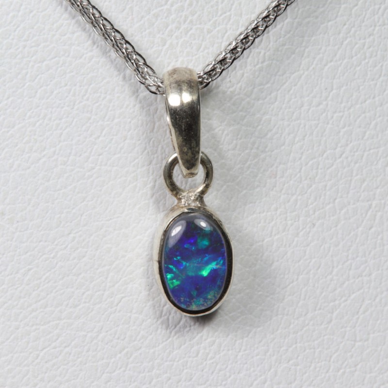 Pendentif Opale Noire d'Australie sertie argent 925