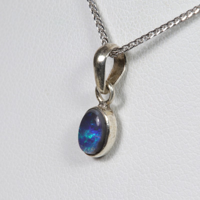 Pendentif Opale Noire d'Australie sertie argent 925