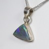 Pendentif Opale Semi Noire d'Australie sertie argent 925