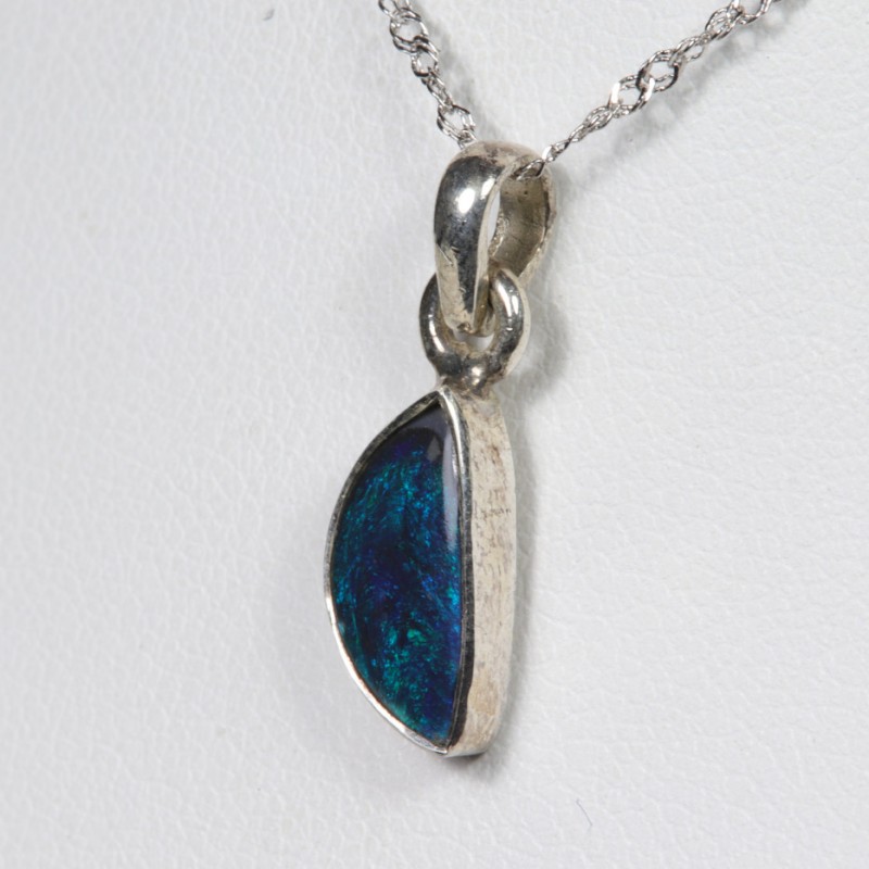 Pendentif Opale Noire d'Australie sertie argent 925