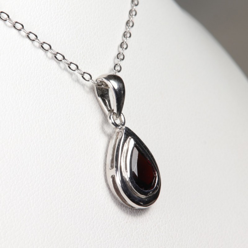 Pendentif serti argent 925 - Grenat