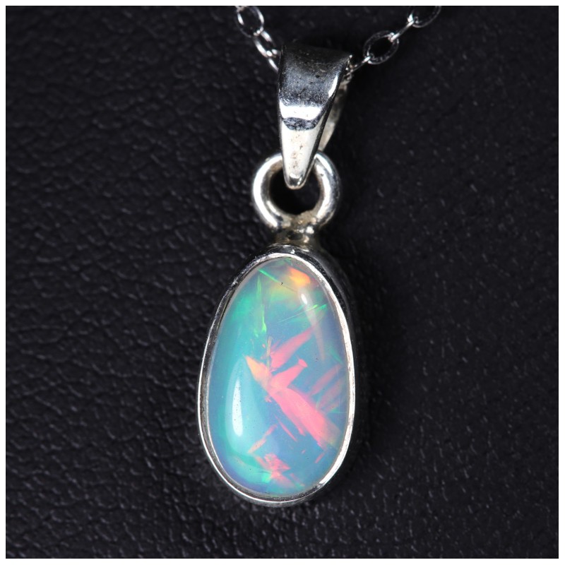 Pendentif Opale d'Ethiopie sertie argent 925