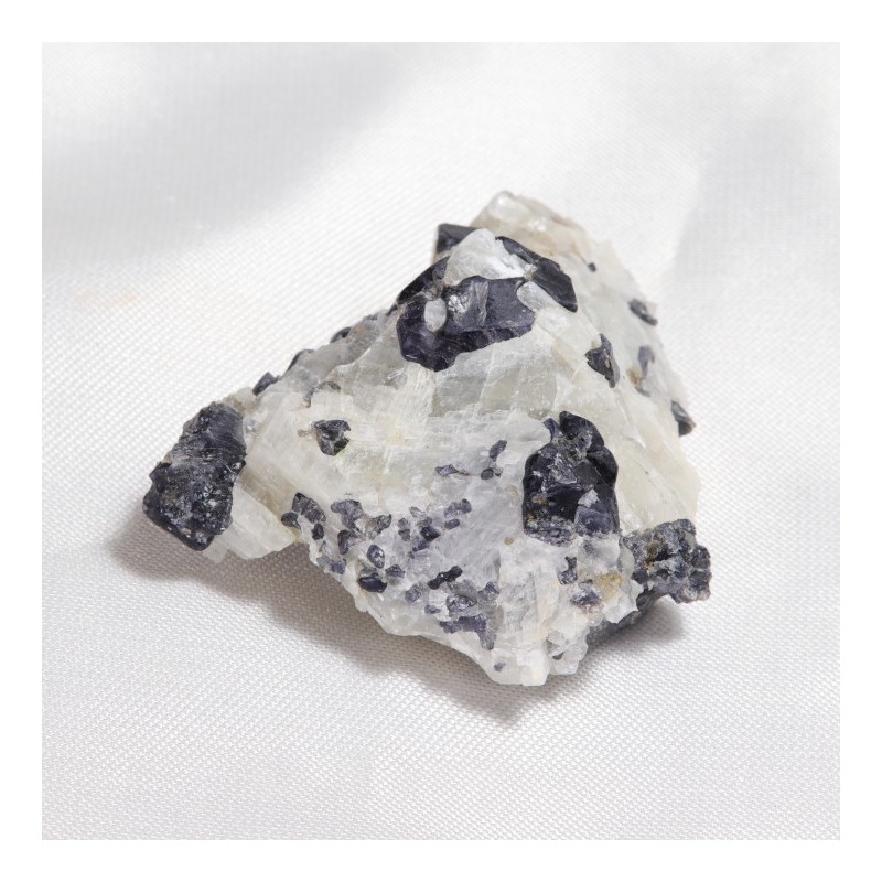 Spinelle sur Calcite - Madagascar