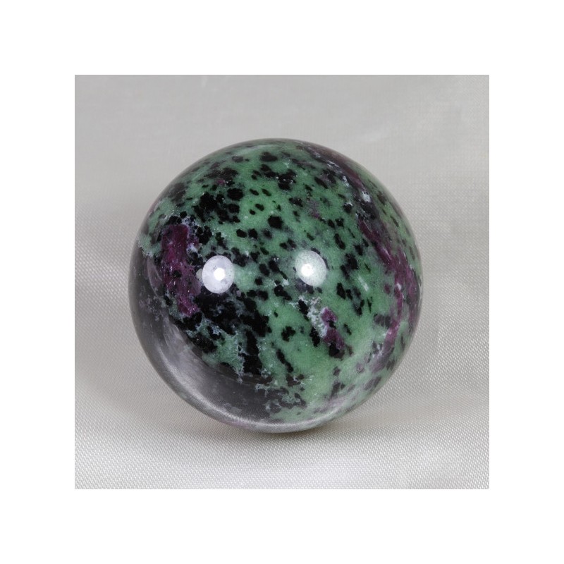 Sphère - Zoïsite à Rubis