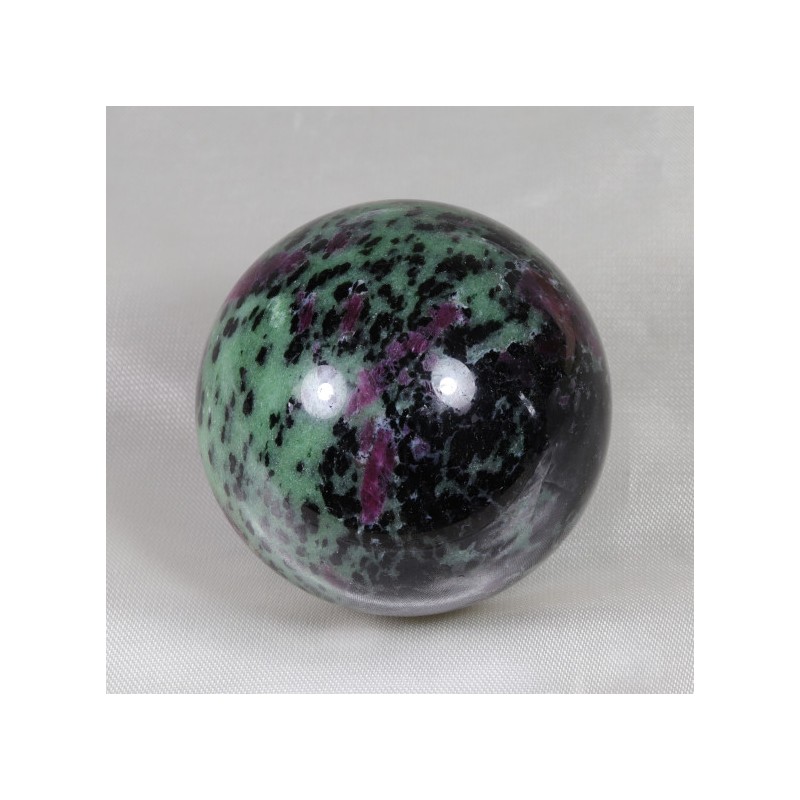 Sphère - Zoïsite à Rubis