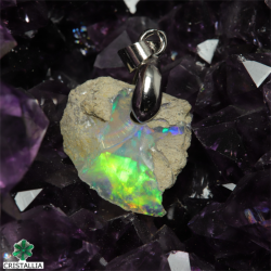 Pendentif opale noble