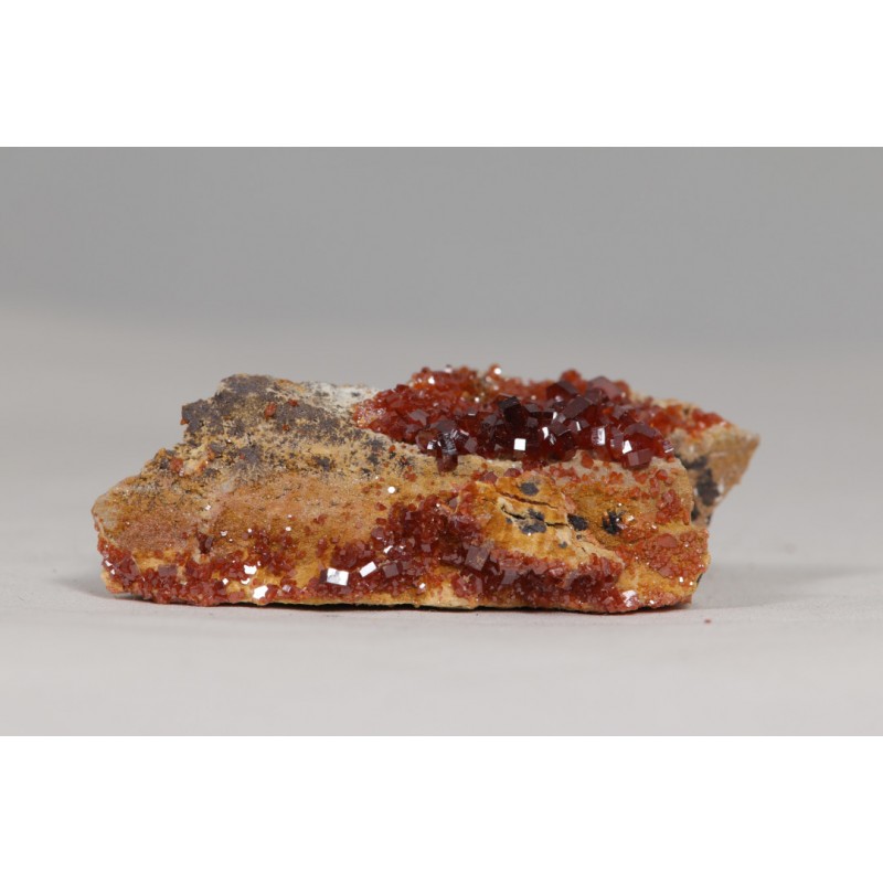 Vanadinite - Mibladen, Maroc