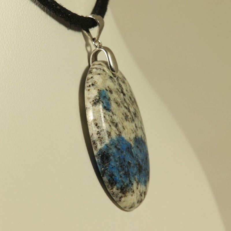 Pendentif Granit Azurite K2