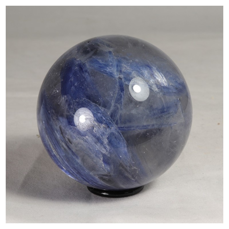 sphère cyanite dans quartz