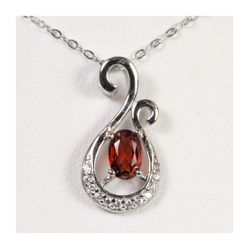 pendentif grenat