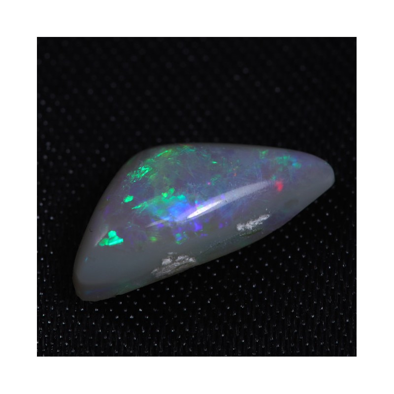 Opale noble - Lightning Ridge, Australie