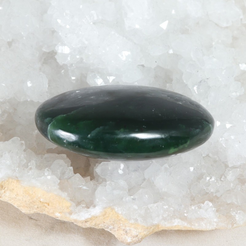 Galet Jade Néphrite