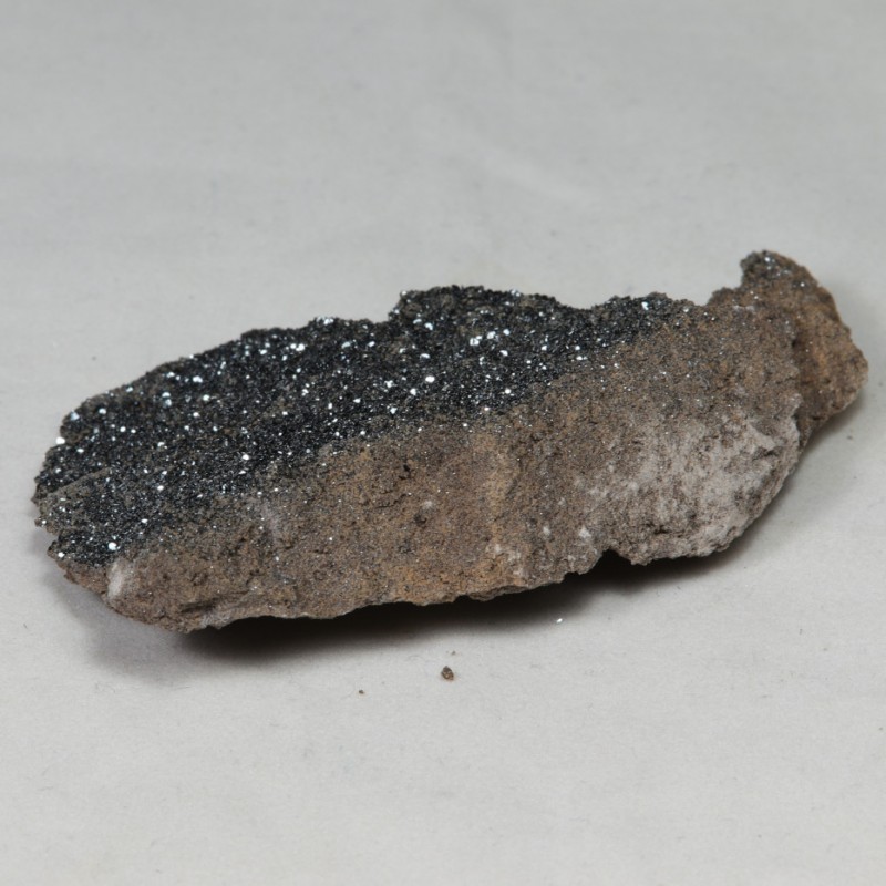 Hématite sur Lave - Auvergne, France